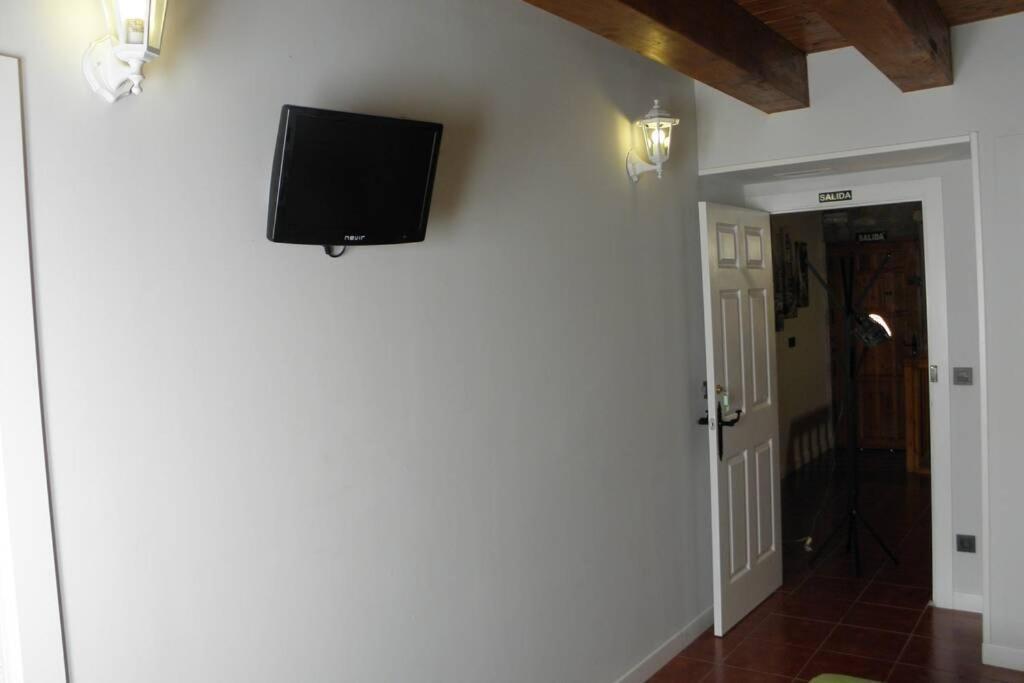 Casa rural, 15 personas, 7 habitaciones,gran salón Lazagurria Exterior foto